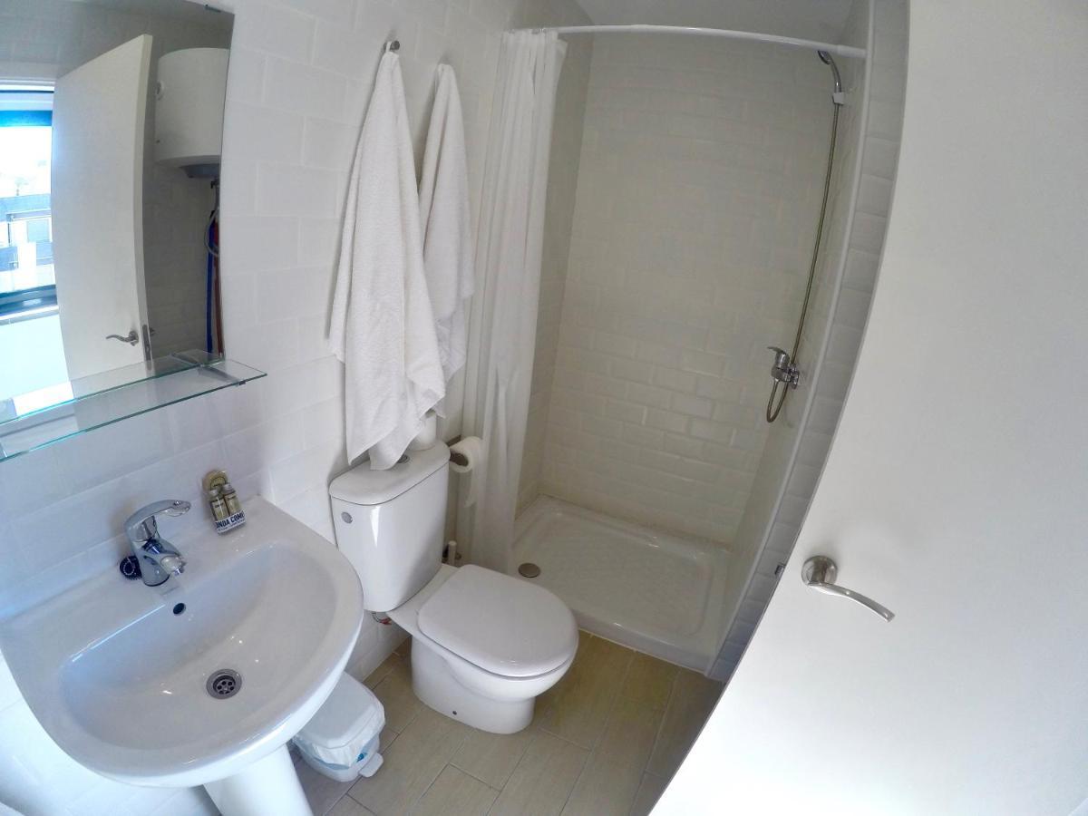 Apartaments Fonda Comerc Torroella De Montgri Luaran gambar
